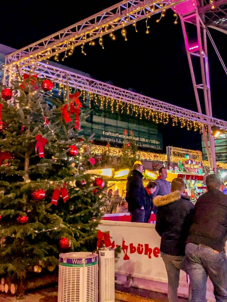 visit vienna christmas markets